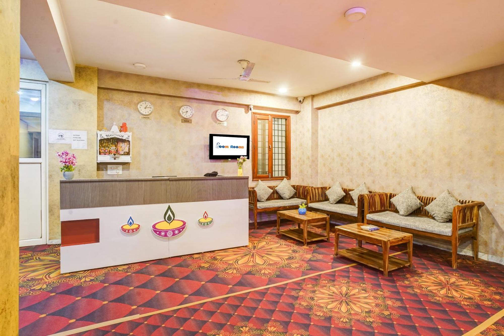 Hotel The York Noida Exterior photo